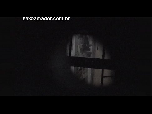 ❤️ 金发女郎被隐藏在空心砖后面的邻居偷窥者偷偷录影 ❤️ Quality sex﹏﹏